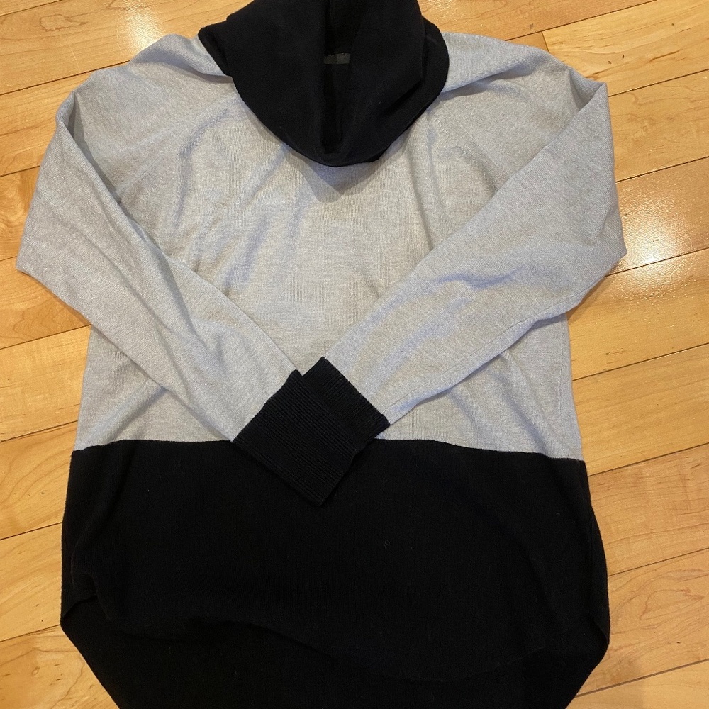 Cyrus cowl neck sweater - Small